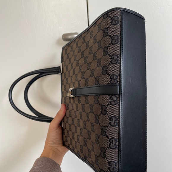 [SOLD] Authentic Gucci Jackie Tote Bag - EXCELLENT CONDITION - Picture 6 of 16